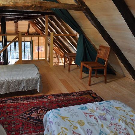 Gite Le Couderc De Coubisou, Grange Renovee المظهر الخارجي الصورة