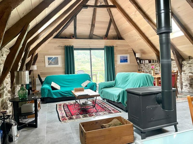 Gite Le Couderc De Coubisou, Grange Renovee المظهر الخارجي الصورة